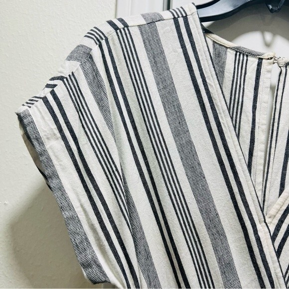 American Eagle Outfitters Striped Short Sleeve Jumpsuit with Tie Waist Size XS - Picture 6 of 13